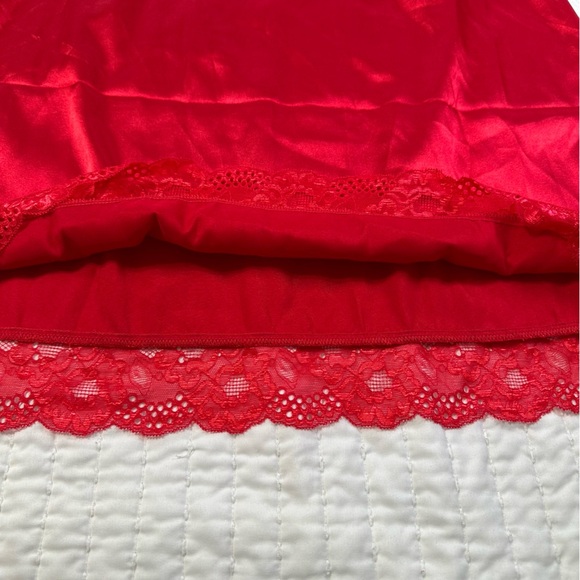 NWT Ekouaer Vibrant Red Satin Lace V-Neck Chemise Sleepwear Soft Lingerie - Picture 8 of 14